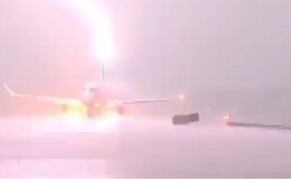 Thunderstorm on plane